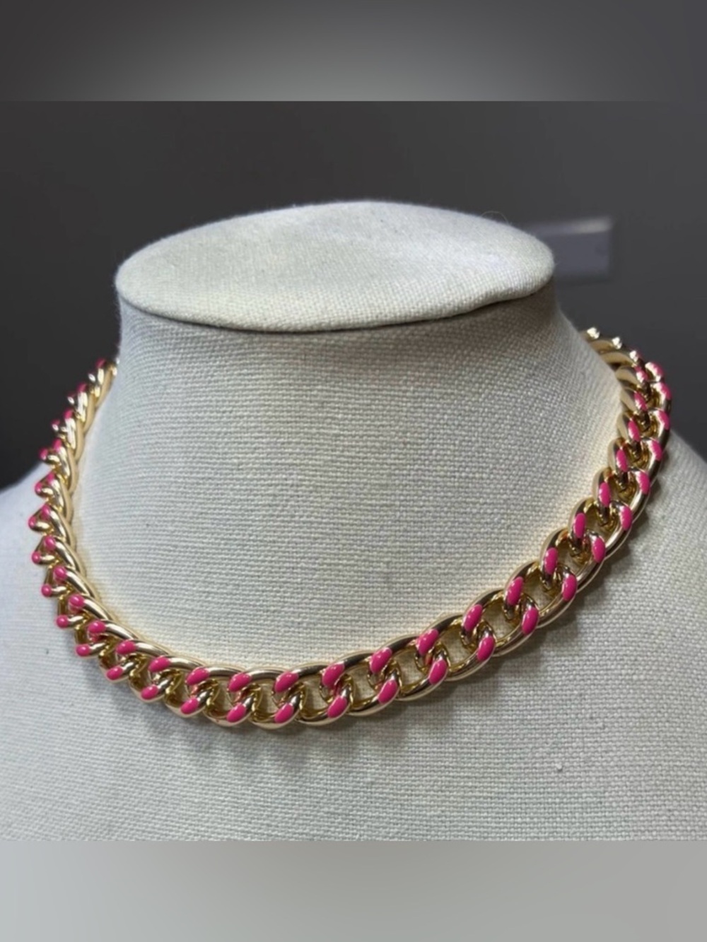 Reversable Gold Colored Link Pink Enamel Accents Chain Statement Neck 18" NWOT